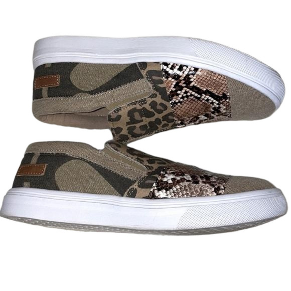 Jolimall. Snakeprint Slip on Sneakers sz9 - Picture 2 of 5